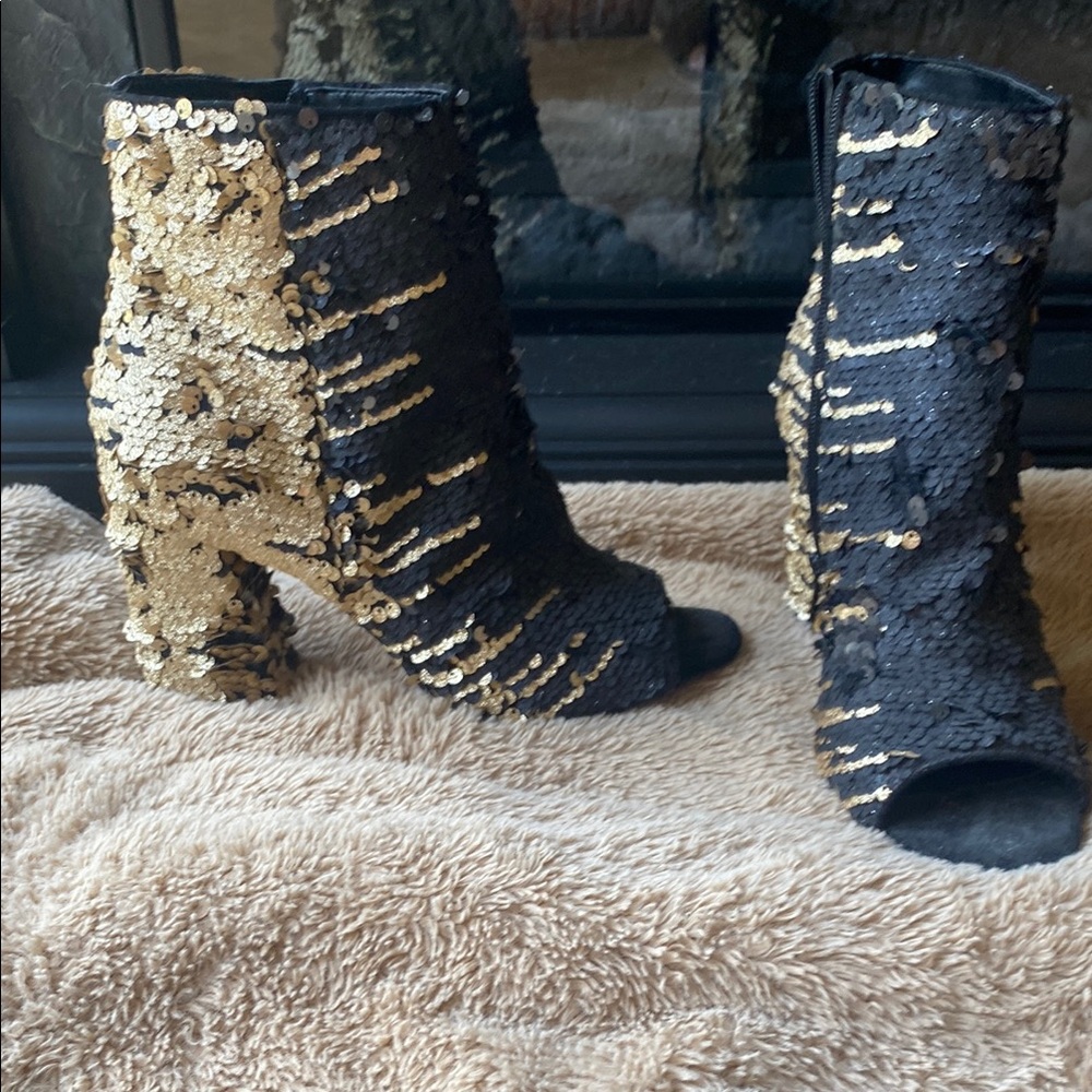 Sequin Enzo Angiolini Ankle Boots - Black and Gold